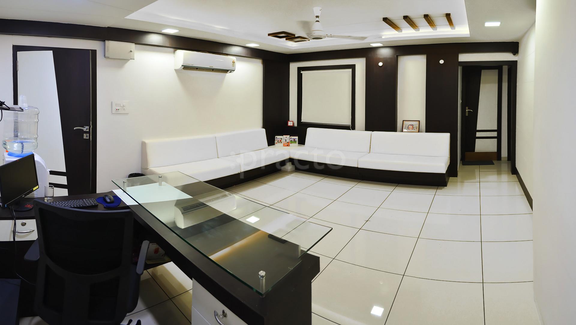 Centre for Advance Joint Replacement Old Palasia Indore