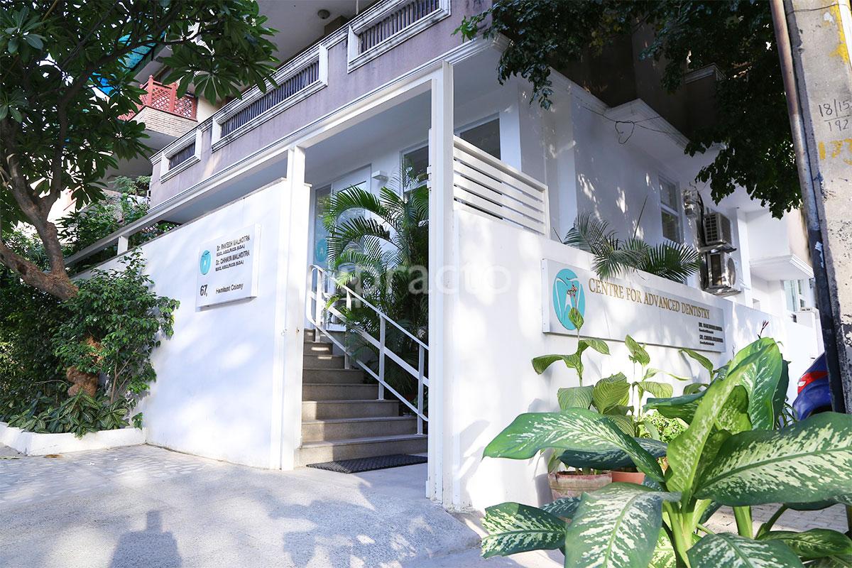 Entrance at Centre For Advanced Dentistry Greater Kailash Part 1 Delhi