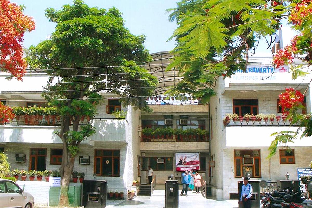 Entrance at Chakravarty Nursing Home Sector-10 Panchkula
