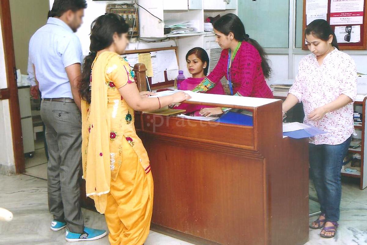 Reception at Chakravarty Nursing Home Sector-10 Panchkula