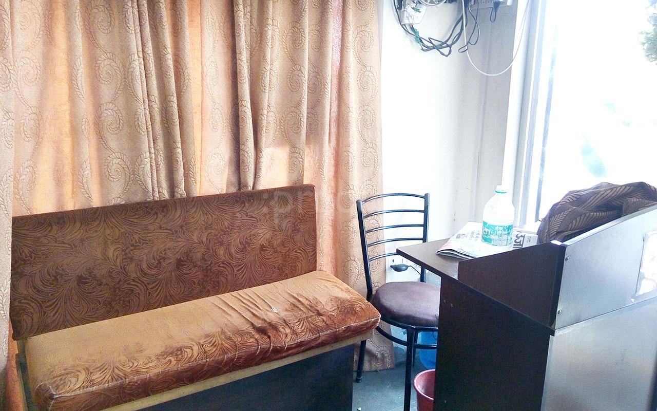 Waiting Area at Chanchal Dental Clinic  New Agra Agra