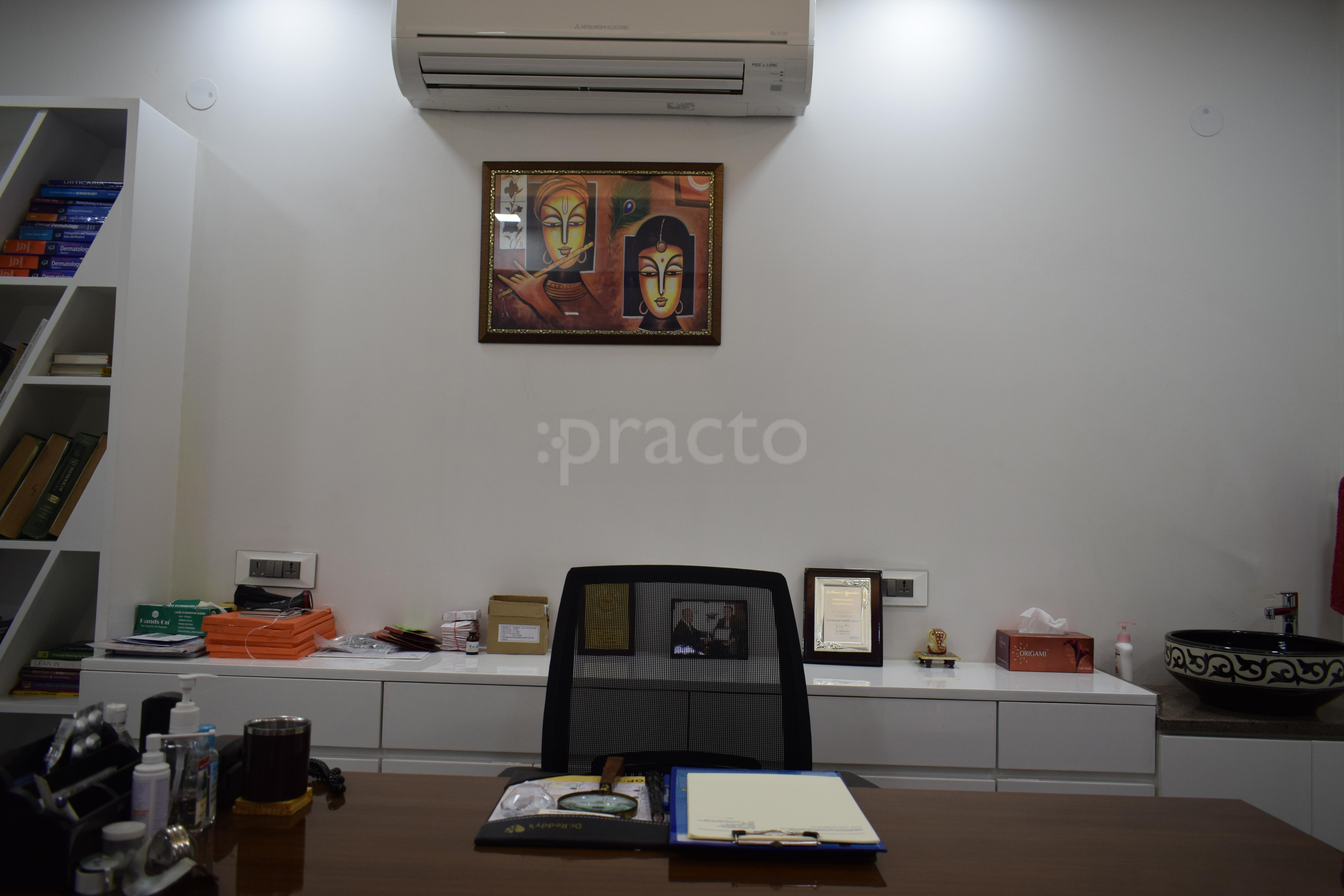 OPD/Ward at Chandra Clinic Pitampura Delhi