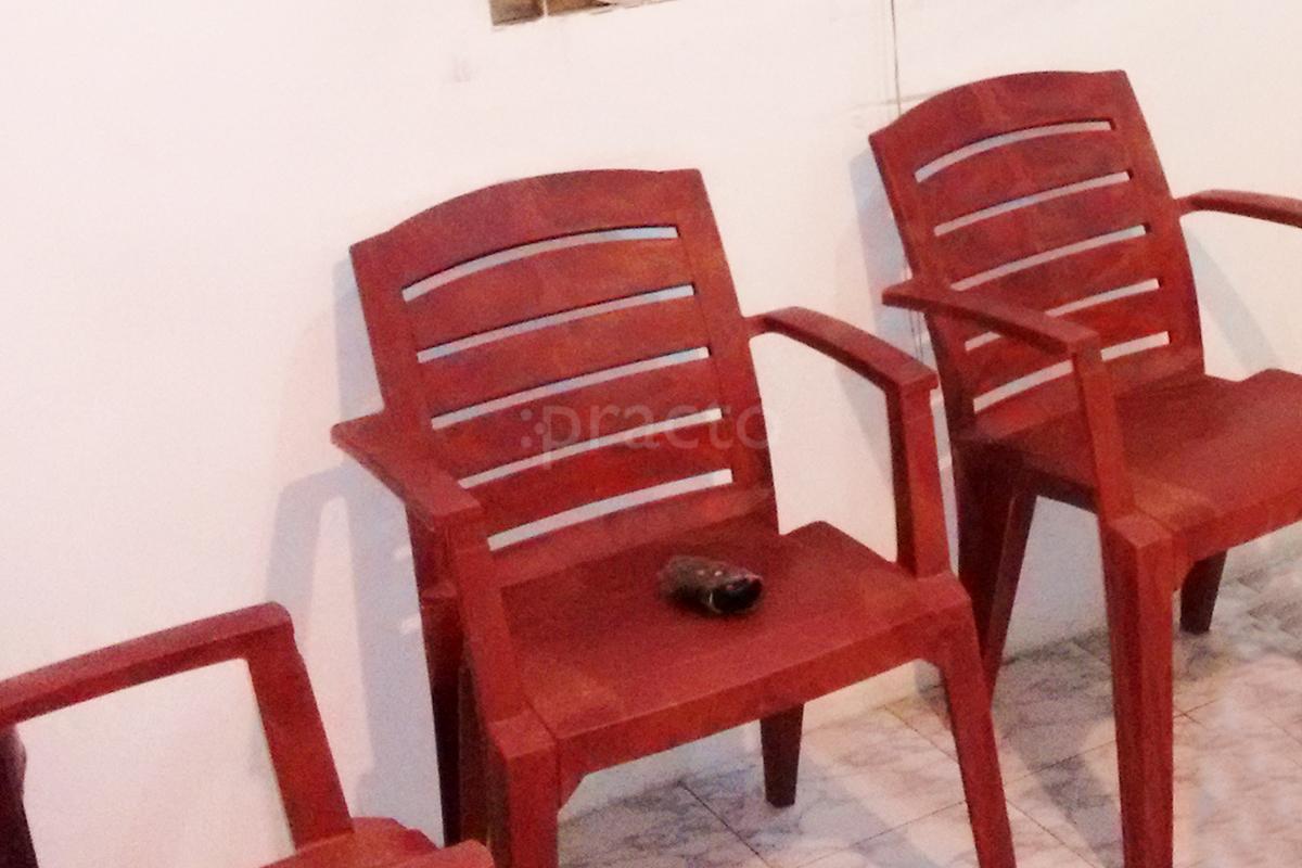 Waiting Area at Chandru Dental Clinic Alwarpet Chennai