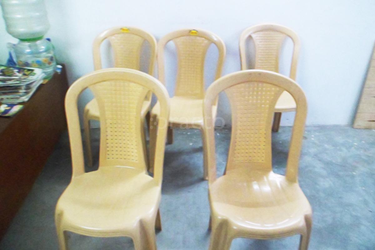 Waiting Area at Charan Multispeciality Dental Clinic Pallavaram Chennai