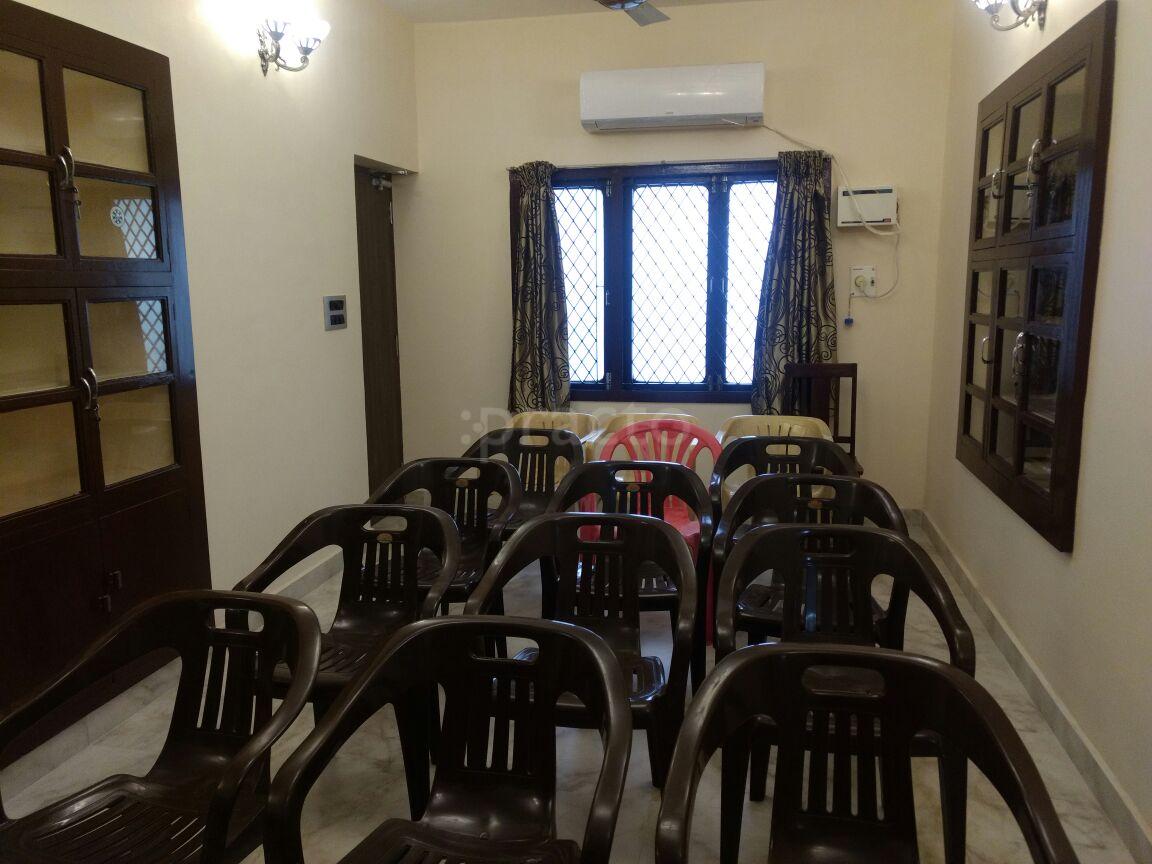 Waiting Area at Chennai Neuro Centre Choolaimedu Chennai