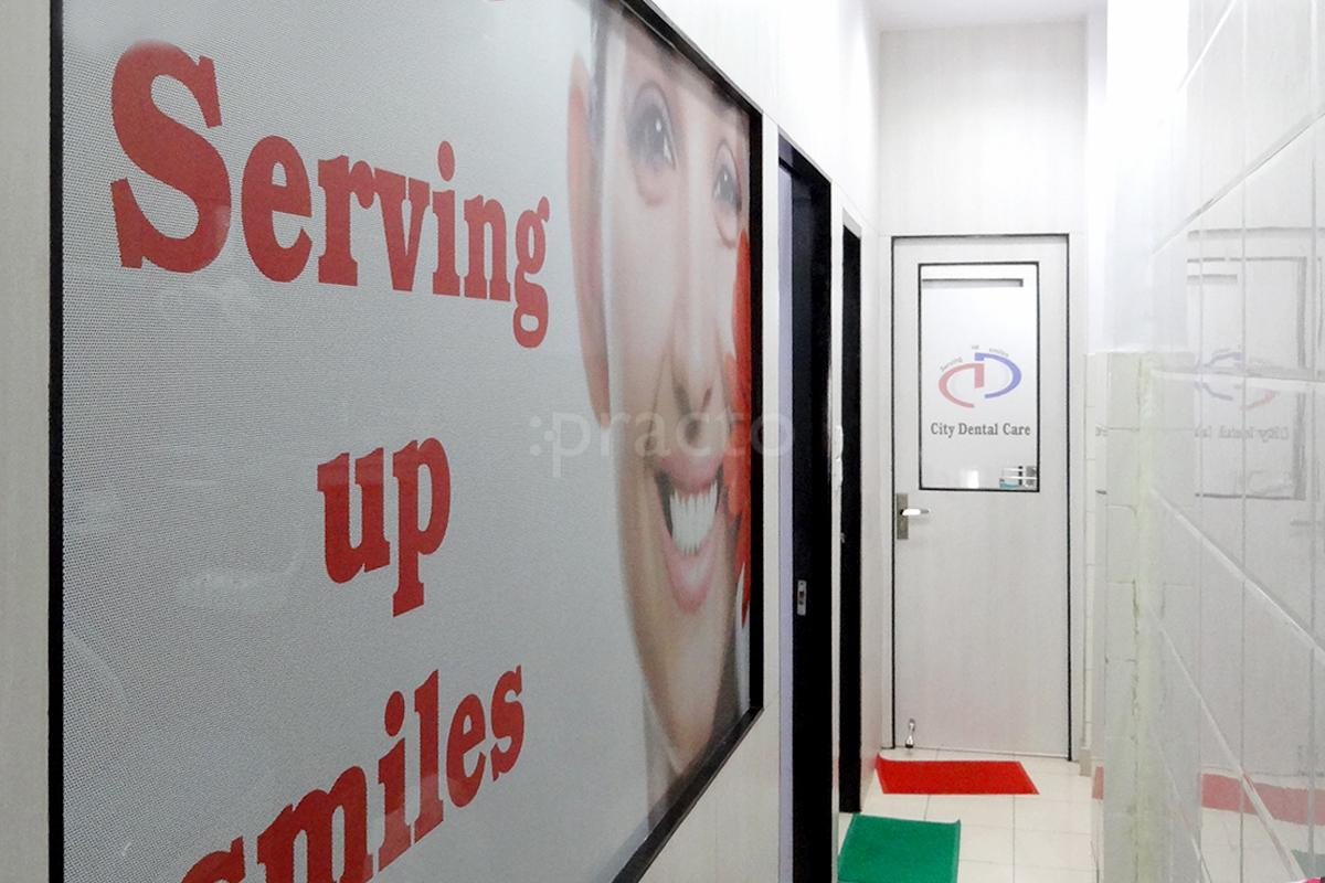 Entrance at City Dental Care Yusuf Sarai Delhi