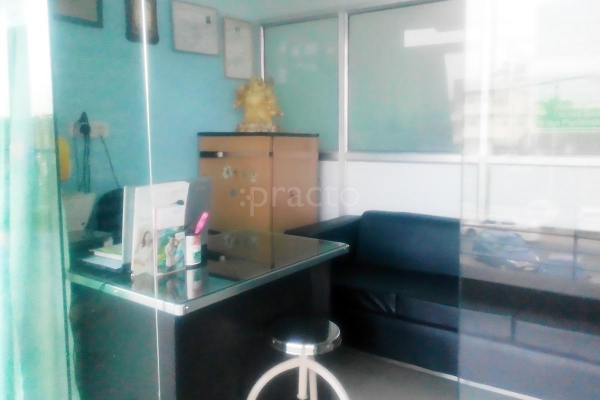 Waiting Area at City Medical Centre South City-II Gurgaon