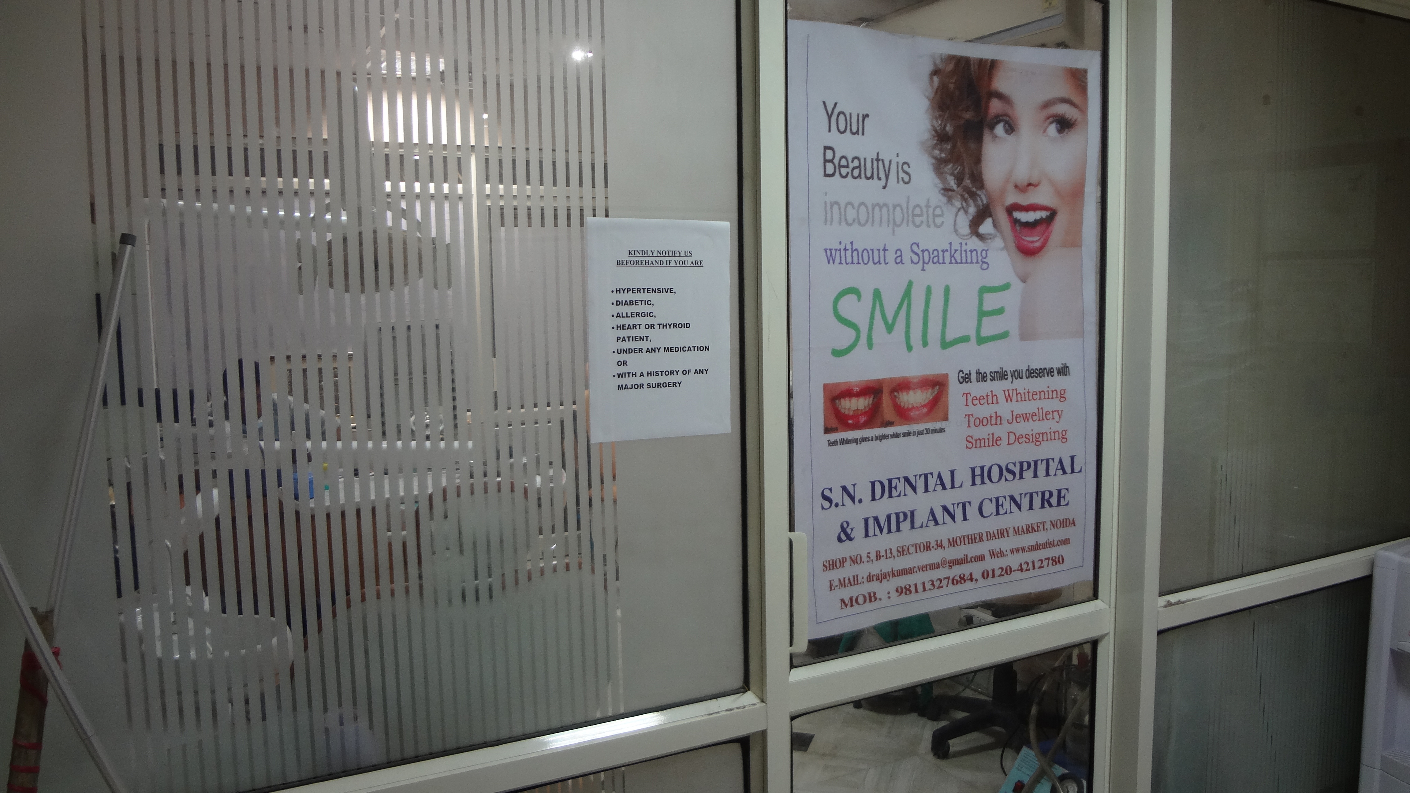 SN  Dental Hospital & Implant Centre Sector 34 Noida