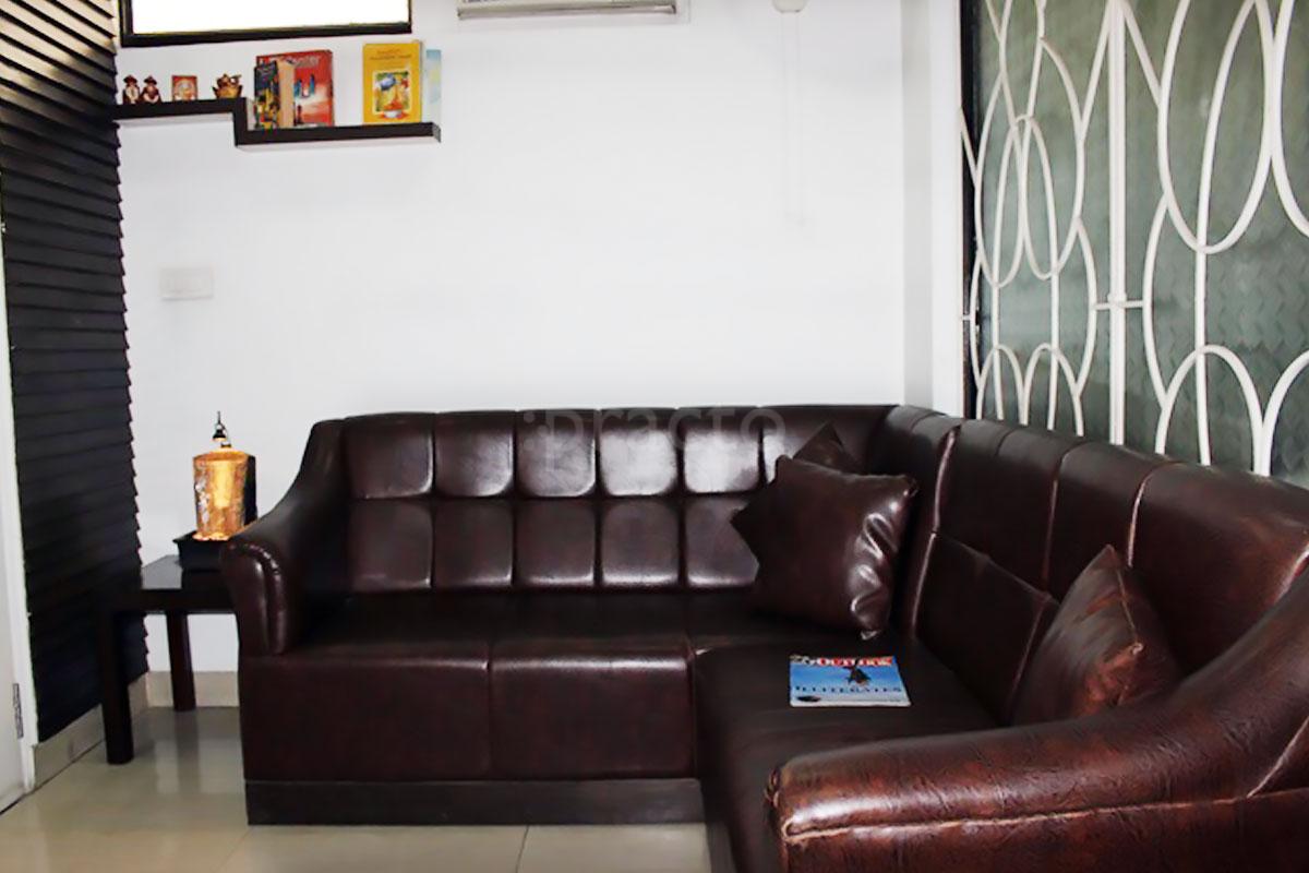 Waiting Area at Colonels Dental Clinic Green Park Delhi