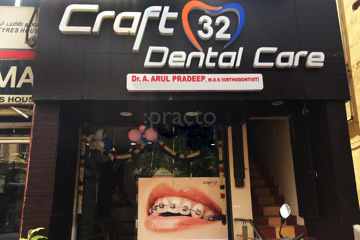 Entrance at Craft 32 Dental Care Saligramam Chennai
