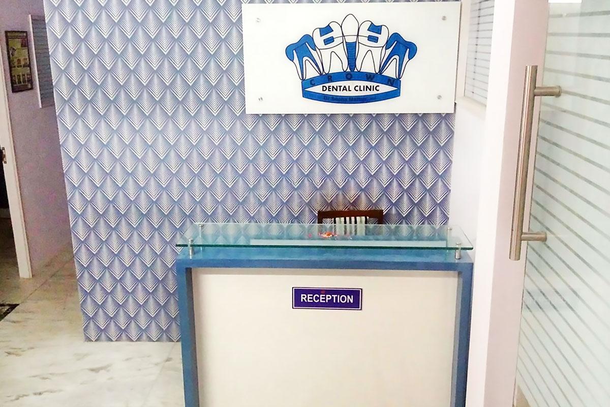 Reception at Dr Sneha Mathur's Crown Dental Clinic Janakpuri Delhi