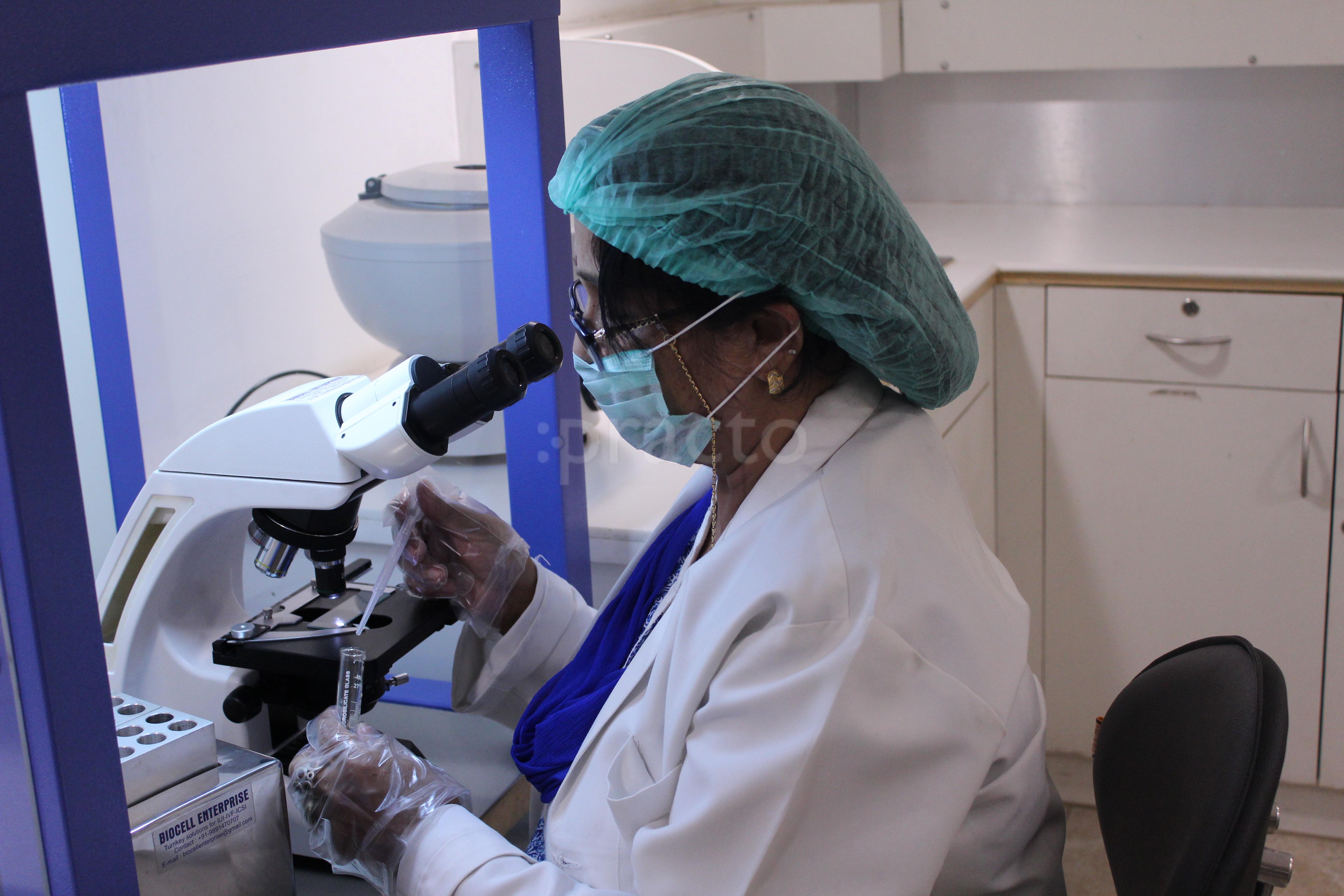 Labs at Crystal Fertility and Health Care Centre Sector 36 Noida