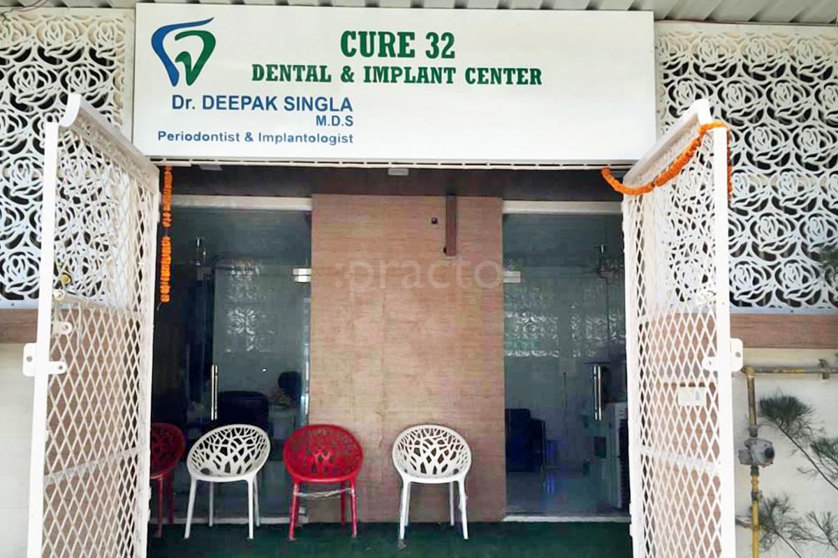 Entrance at Cure 32 Dental & Implant Center Shalimar Garden Ghaziabad