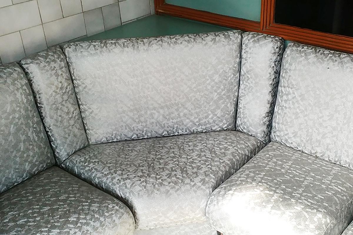 Waiting Area at Das Dental Clinic Jaripatka Nagpur