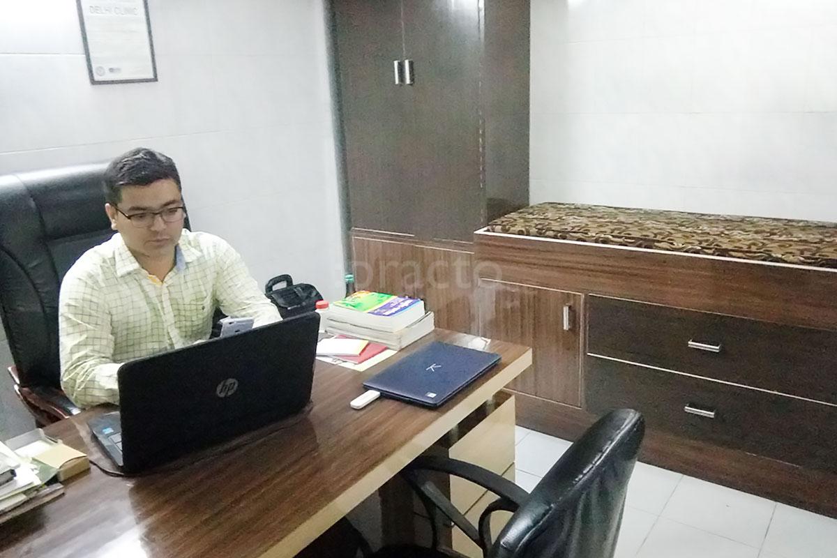OPD/Ward at Dr.MadhuSudan's Arogya Clinic Kalkaji Delhi