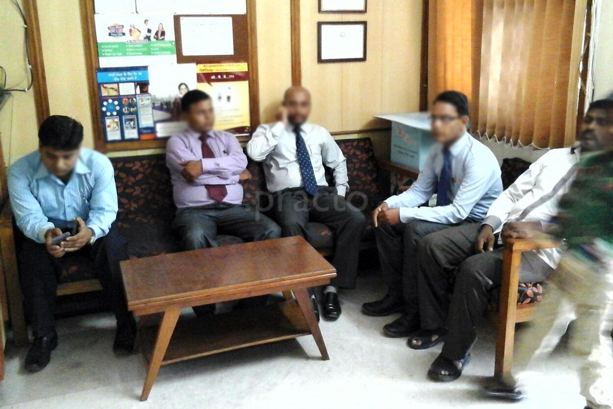 Waiting Area at Delhi Multi Speciality Clinic Preet Vihar Delhi