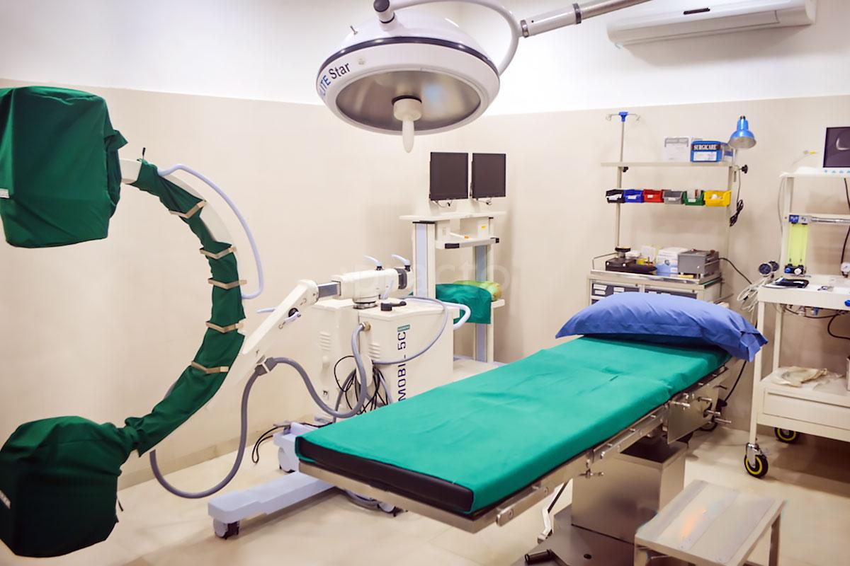 Operation Theatre at Delhi Pain Management Centre Gurgaon Sector 51 Gurgaon