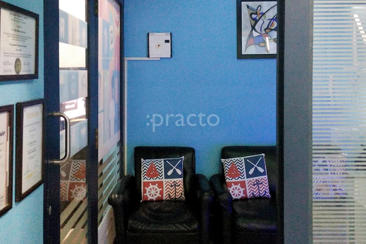 Waiting Area at Dentakraft Oral Care Clinic Indiranagar Bangalore