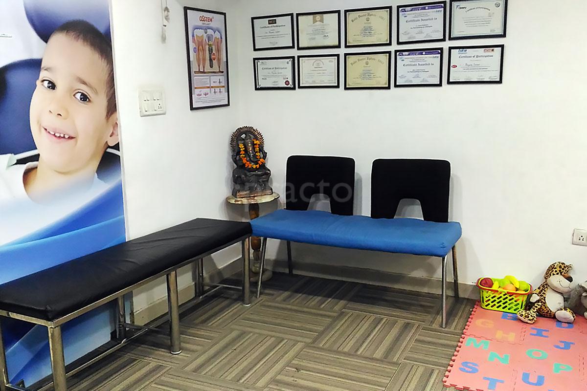 Waiting Area at Dental 32 Advanced Care & Implant Centre Indirapuram Ghaziabad