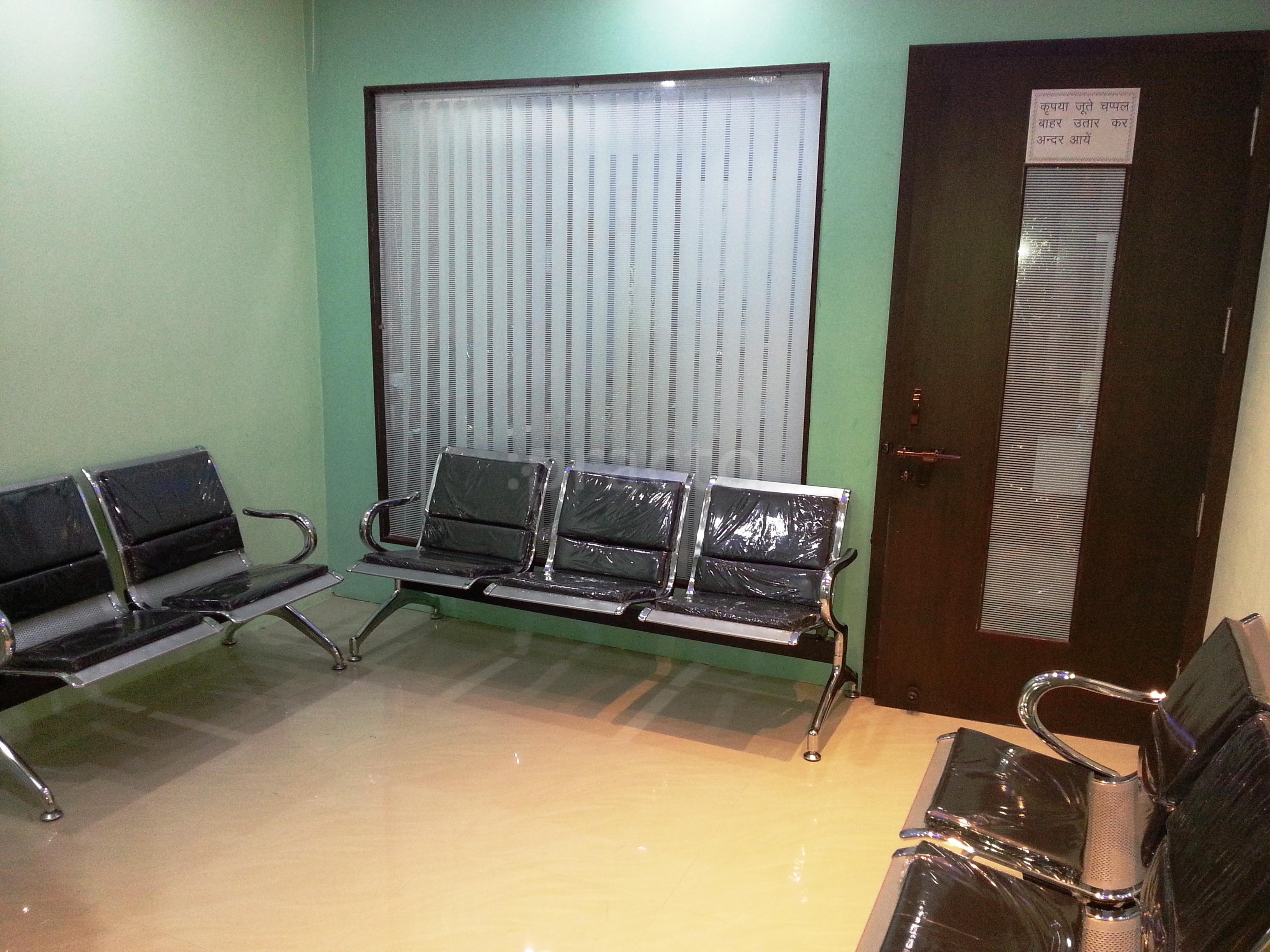 Dental and Facial Plastic Center Arya Nagar Kanpur
