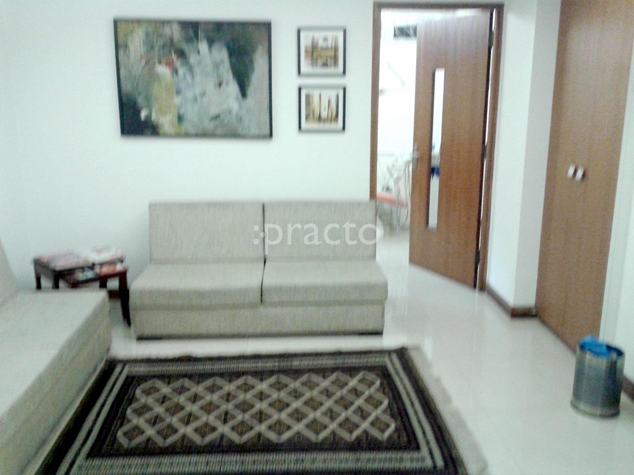 Waiting Area at Dental Centre Panchsheel Park Delhi