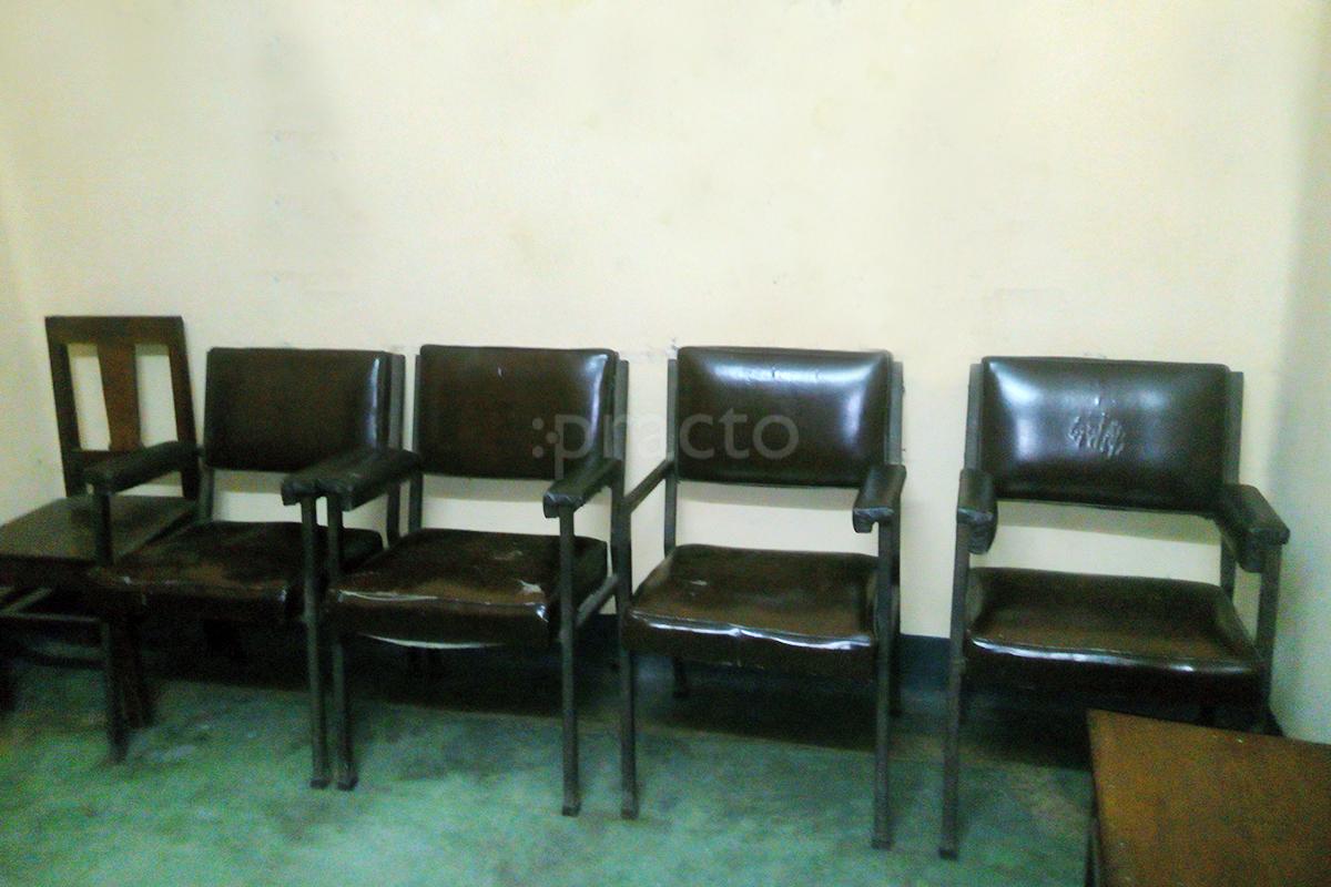 Waiting Area at Dental Clinic Naktala Kolkata