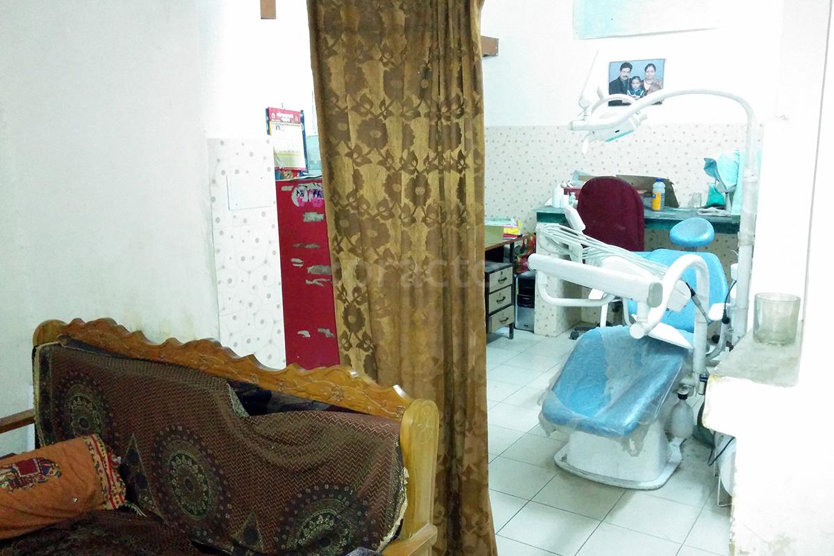 Waiting Area at Dental Clinic Aliganj Lucknow