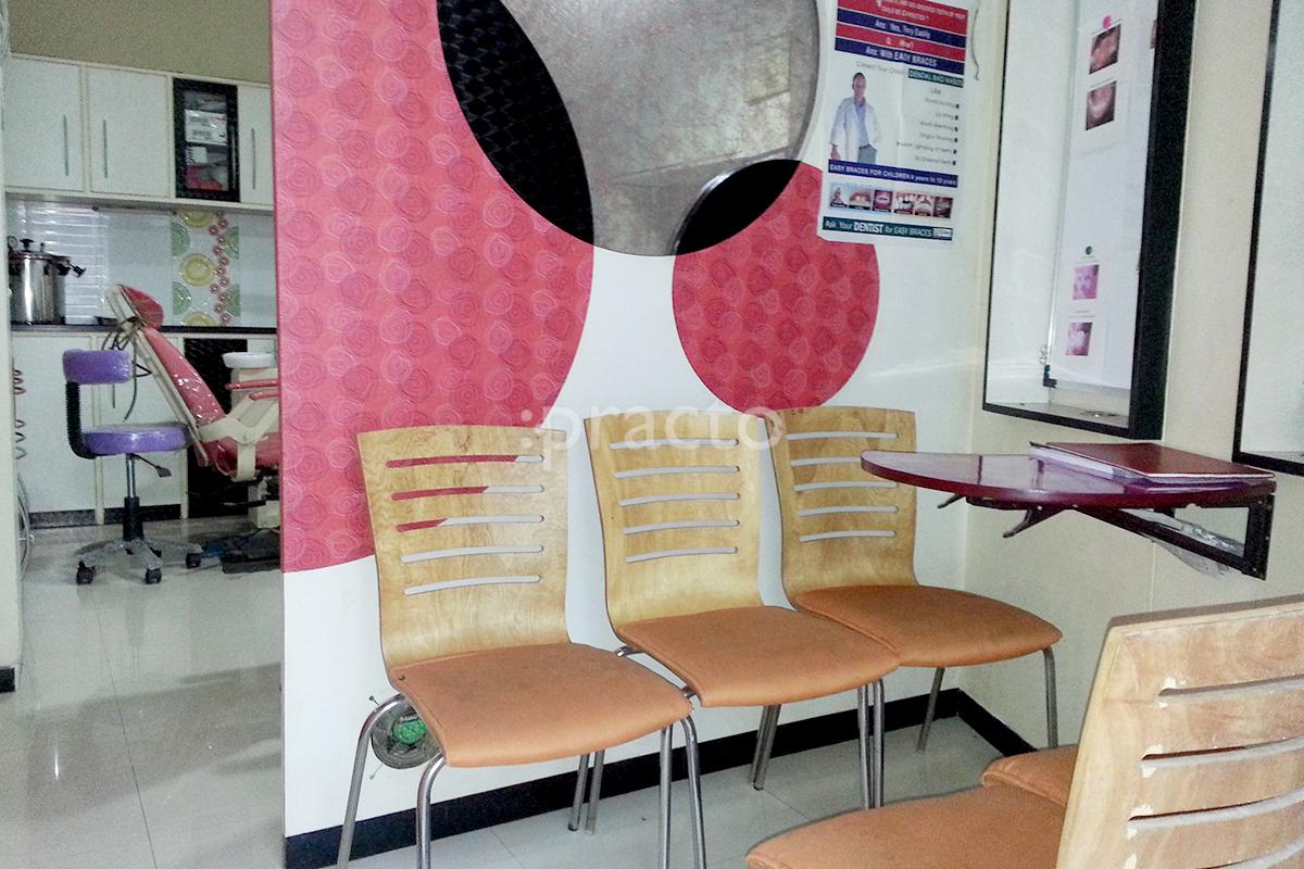 Waiting Area at Speciality Dental Centre & Dental Implants Dahisar East Mumbai
