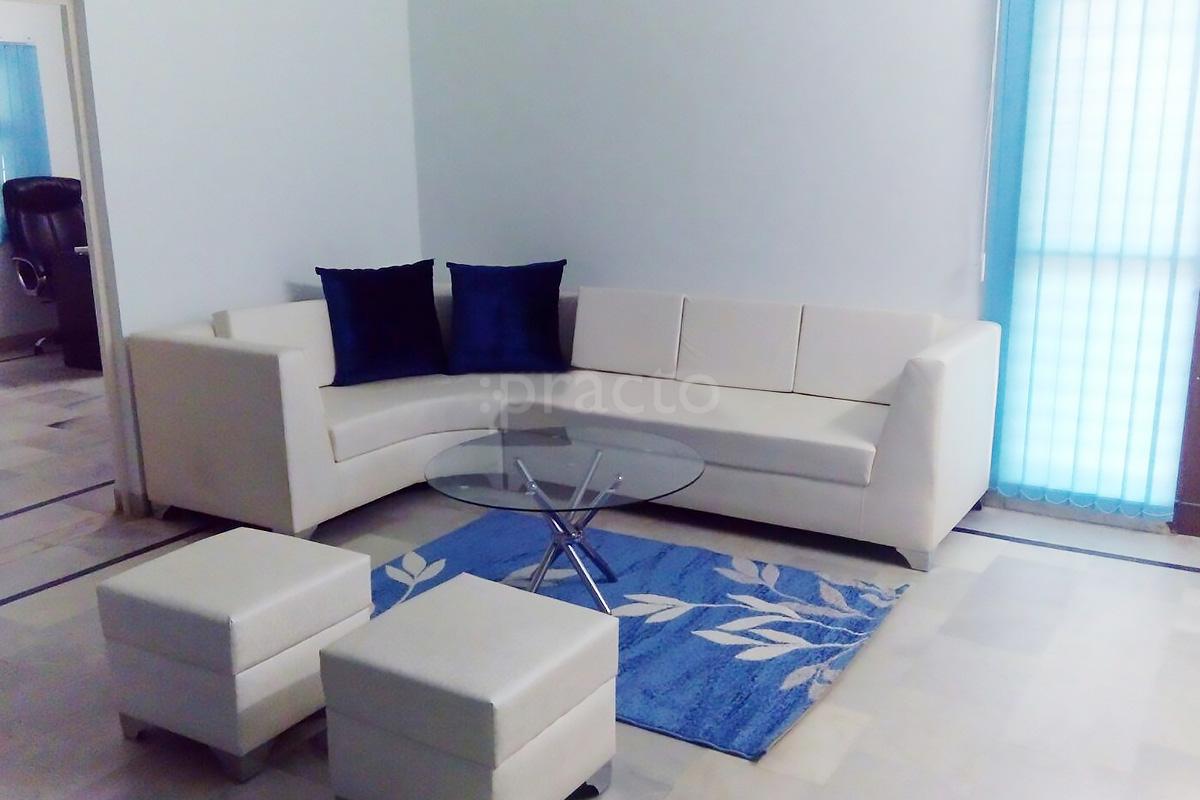 Waiting Area at Dental Destination DLF Phase II Gurgaon