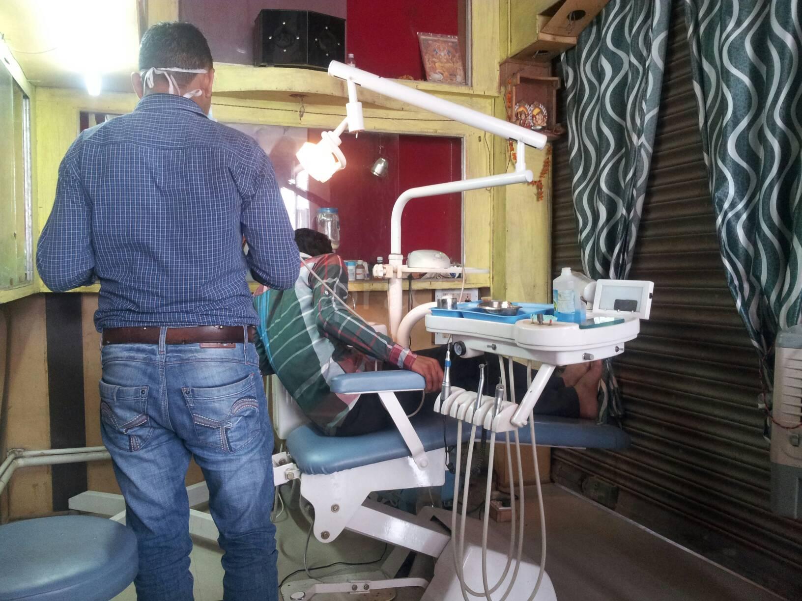 Dental Health Care Centre, Pankaj Polyclinic Arya Nagar Lucknow