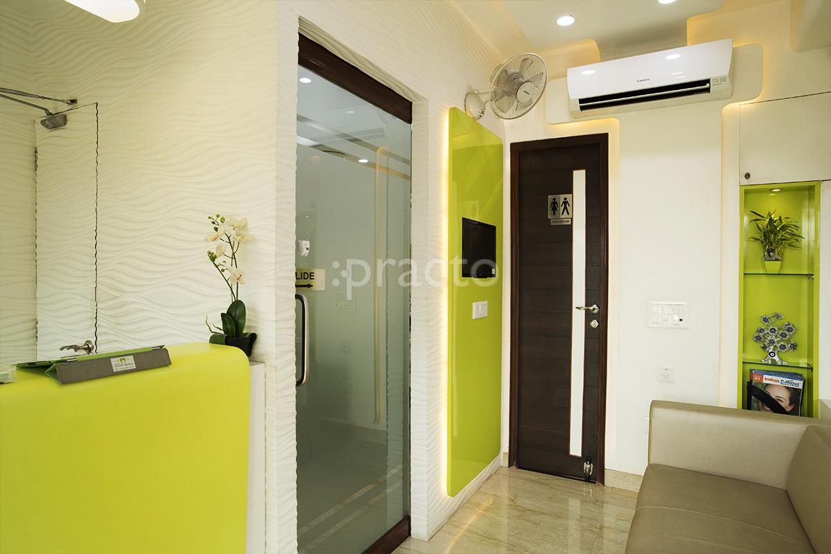 Waiting Area at Dental Lifeline Indirapuram Ghaziabad
