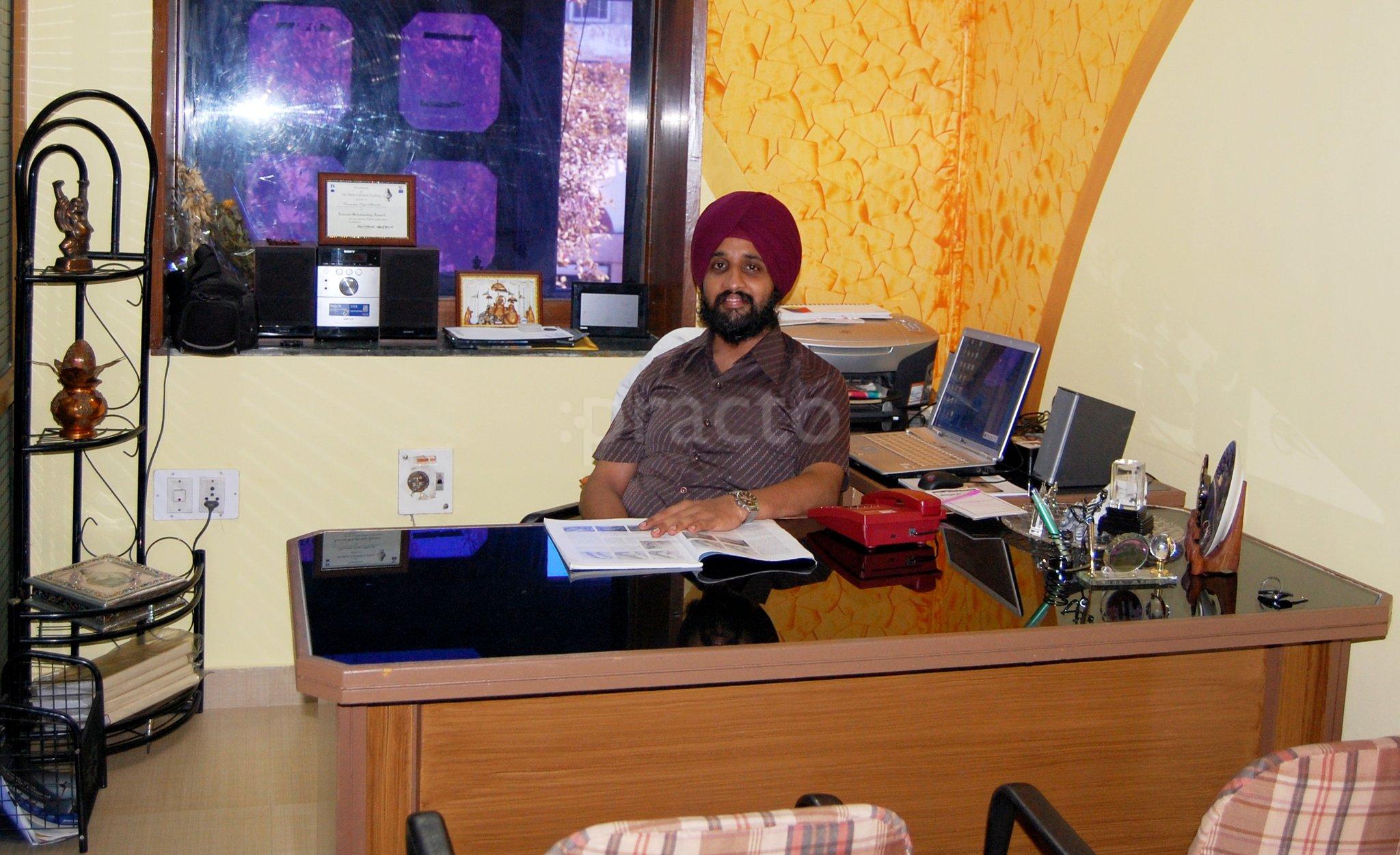 OPD/Ward at Dental Lounge Panch Batti Jaipur