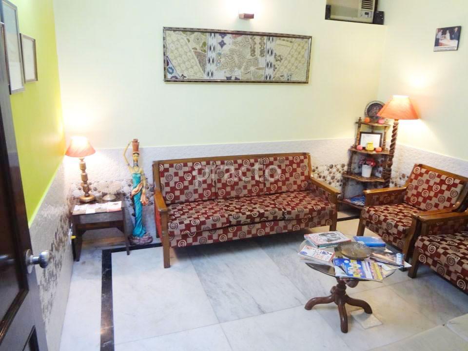 Waiting Area at Dental Wellness Centre Sector 47 Noida