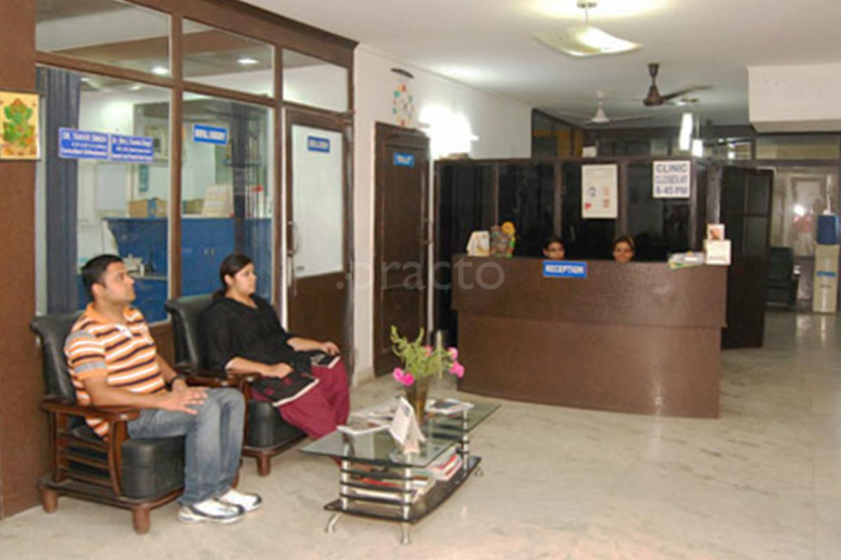 Waiting Area at Dentem Anand Niketan Delhi