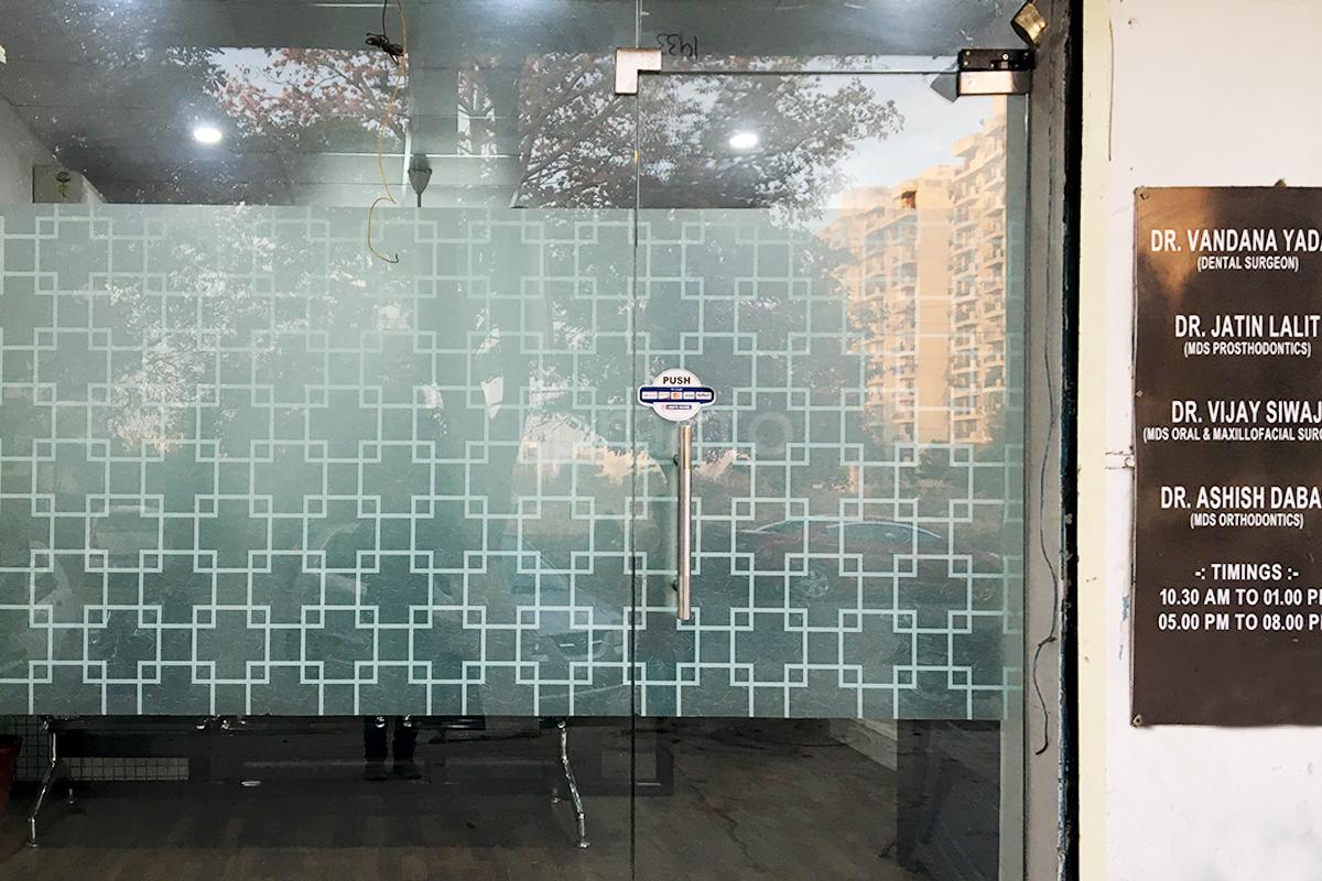 Entrance at Dentiq The Dental Clinic Ardee City Gurgaon