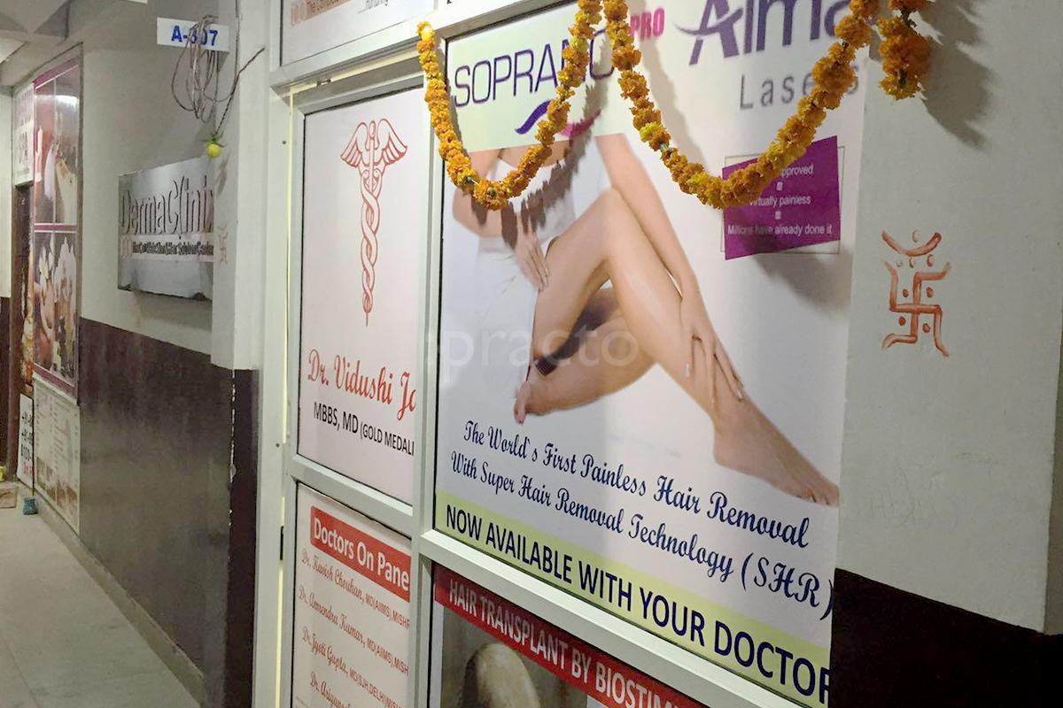 Entrance at Dr. Vidushi Jain's Dermalinks Indirapuram Ghaziabad