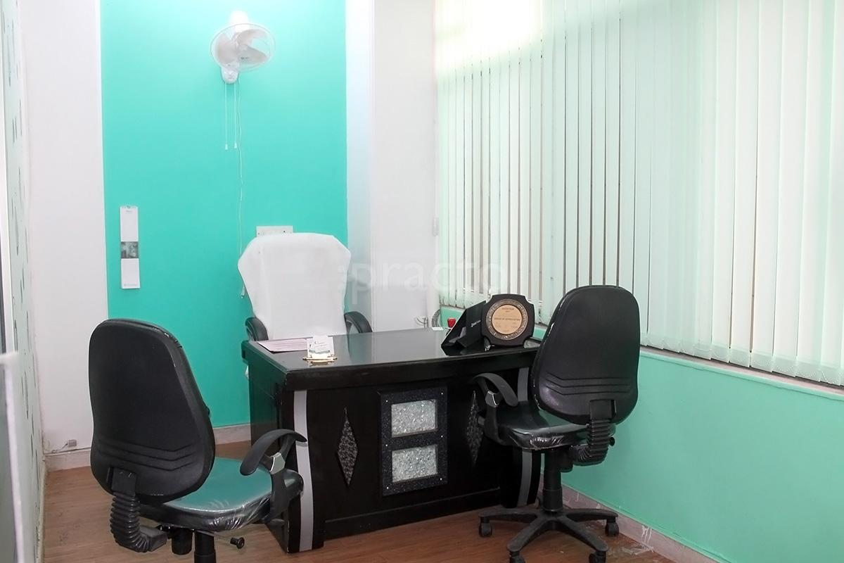 OPD/Ward at Dermanext Skin & Hair Clinic Sector 50 Noida