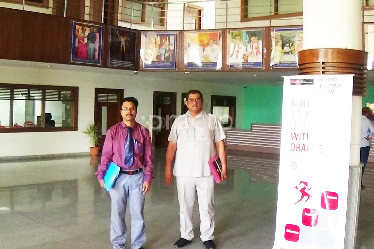 Entrance at Central Avenue Diet Chamber Chittaranjan Avenue Kolkata