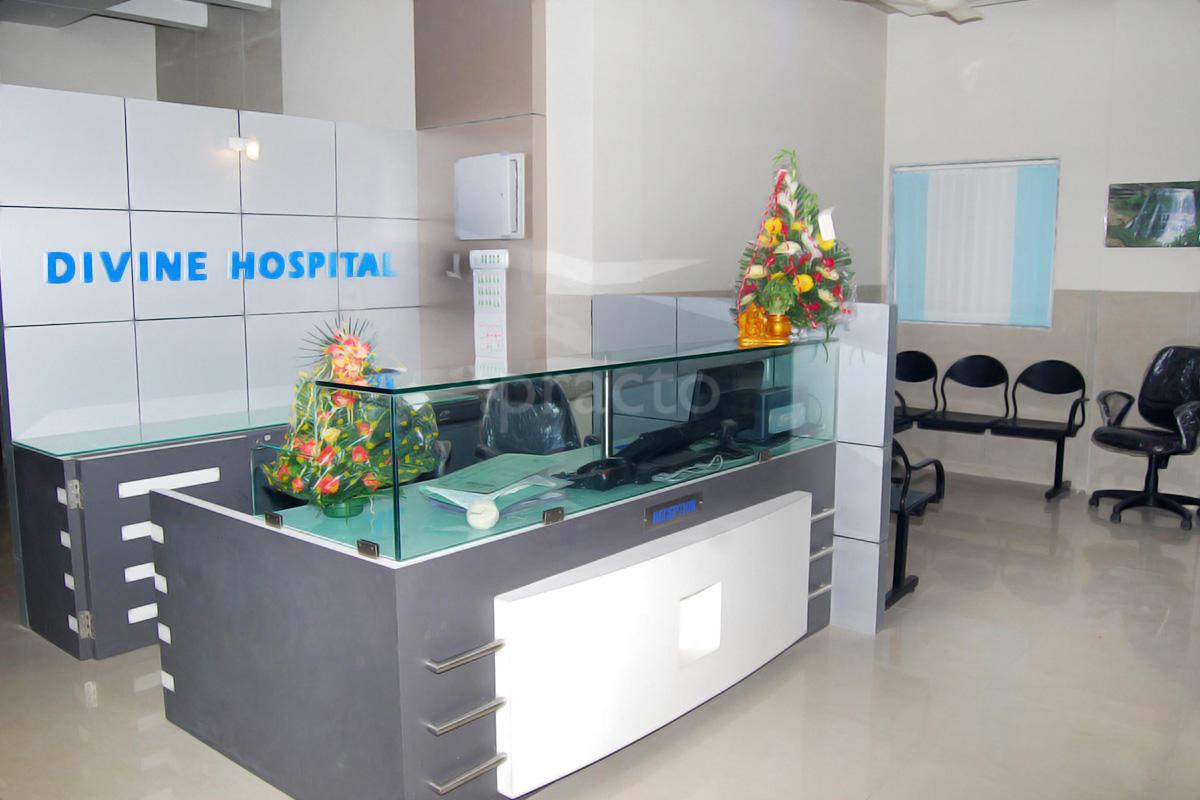 Reception at Divine Multispeciality Hospital Ghansoli Navi Mumbai