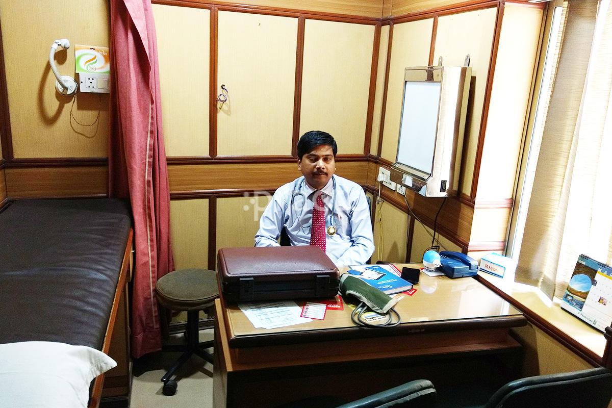 OPD/Ward at Divine Poly Clinic Phulbagan Kolkata