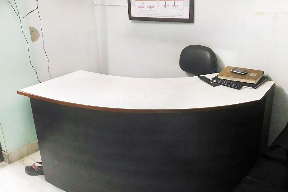 Reception at DNG Dental Clinic Mansarovar Jaipur