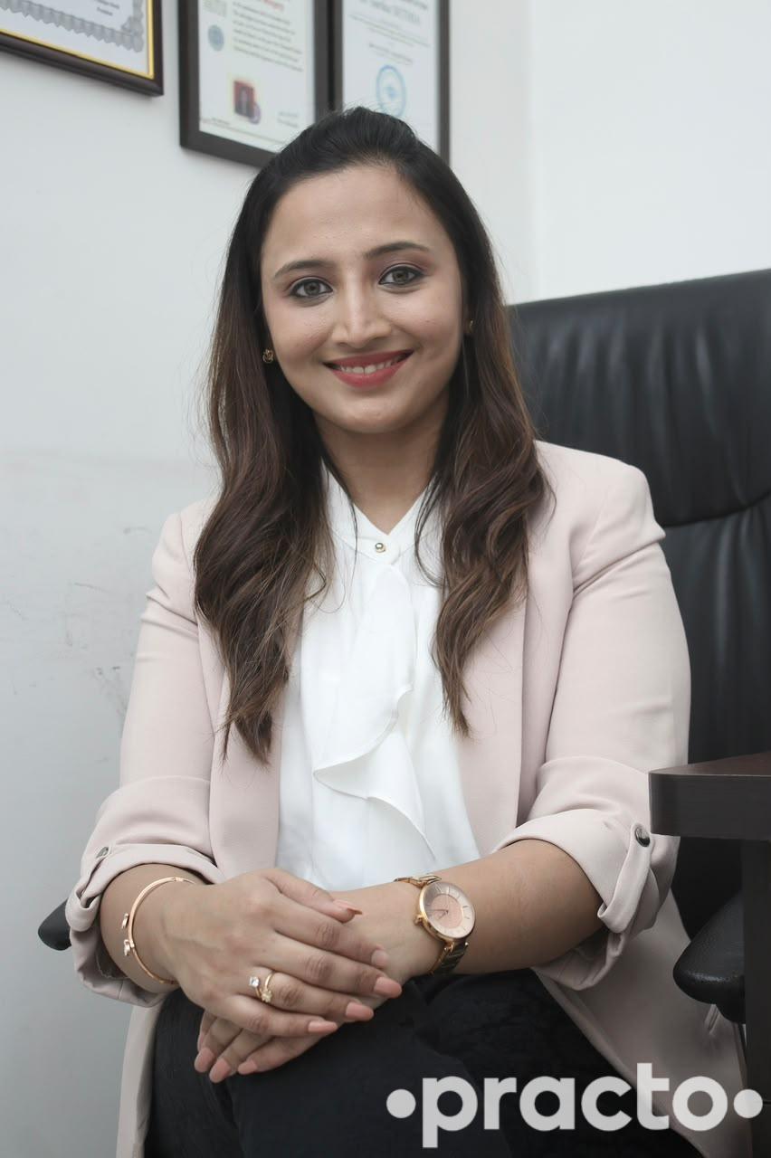 Dr. Sarika Prathamesh Bongale Ophthalmologist/ Eye Surgeon in Pune