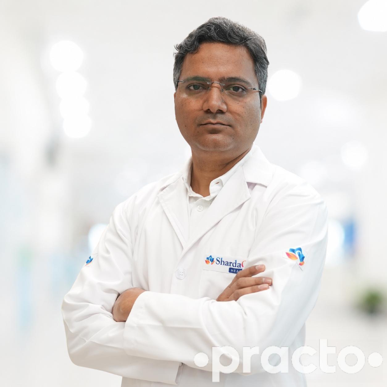 Dr. Vivek Yadav Neurosurgeon in Delhi