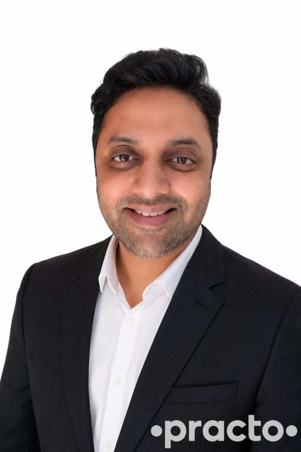 Dr. Vikrant Jain Dentist in Delhi