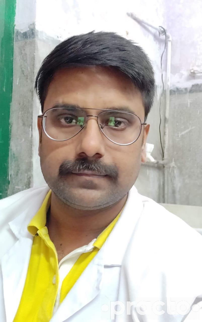 Dr. Abhishek Sinha Dental Surgeon in Patna