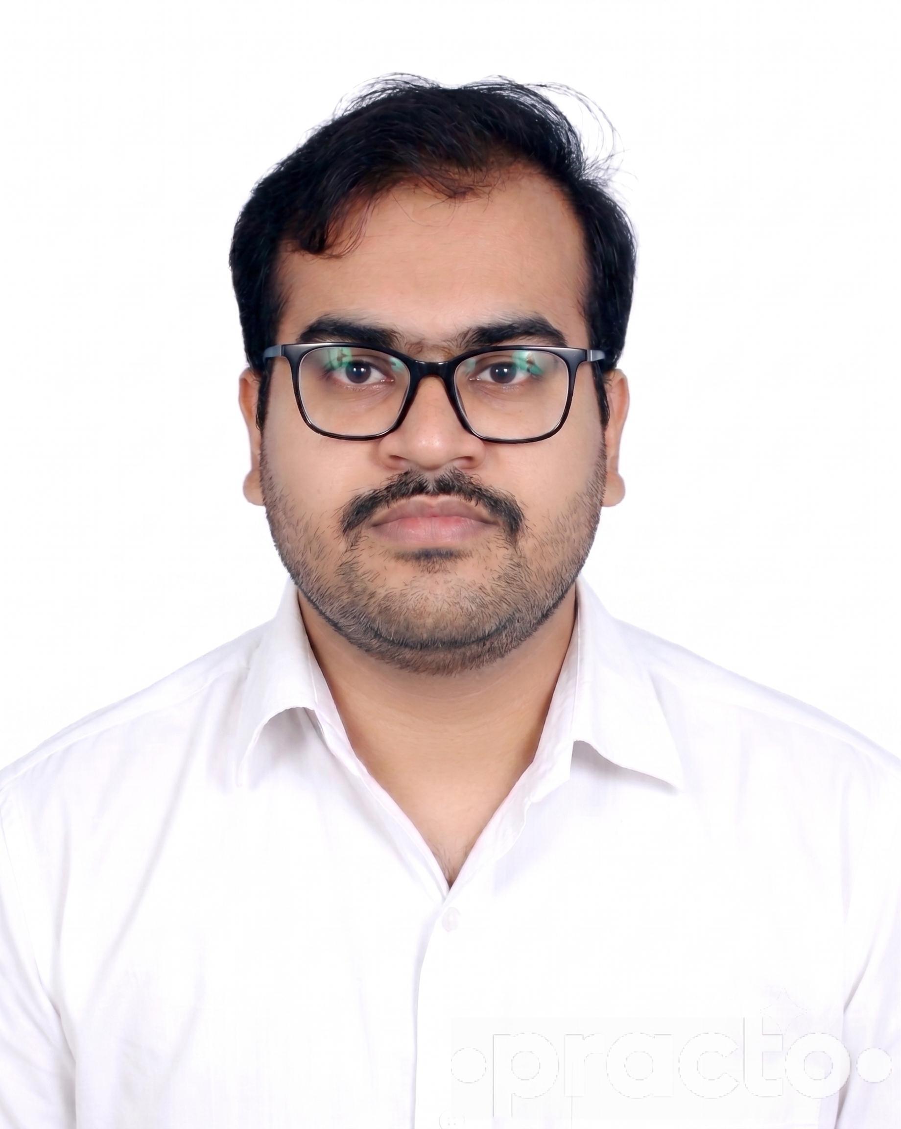 Dr. Vineel Sai Ophthalmologist/ Eye Surgeon in Hyderabad