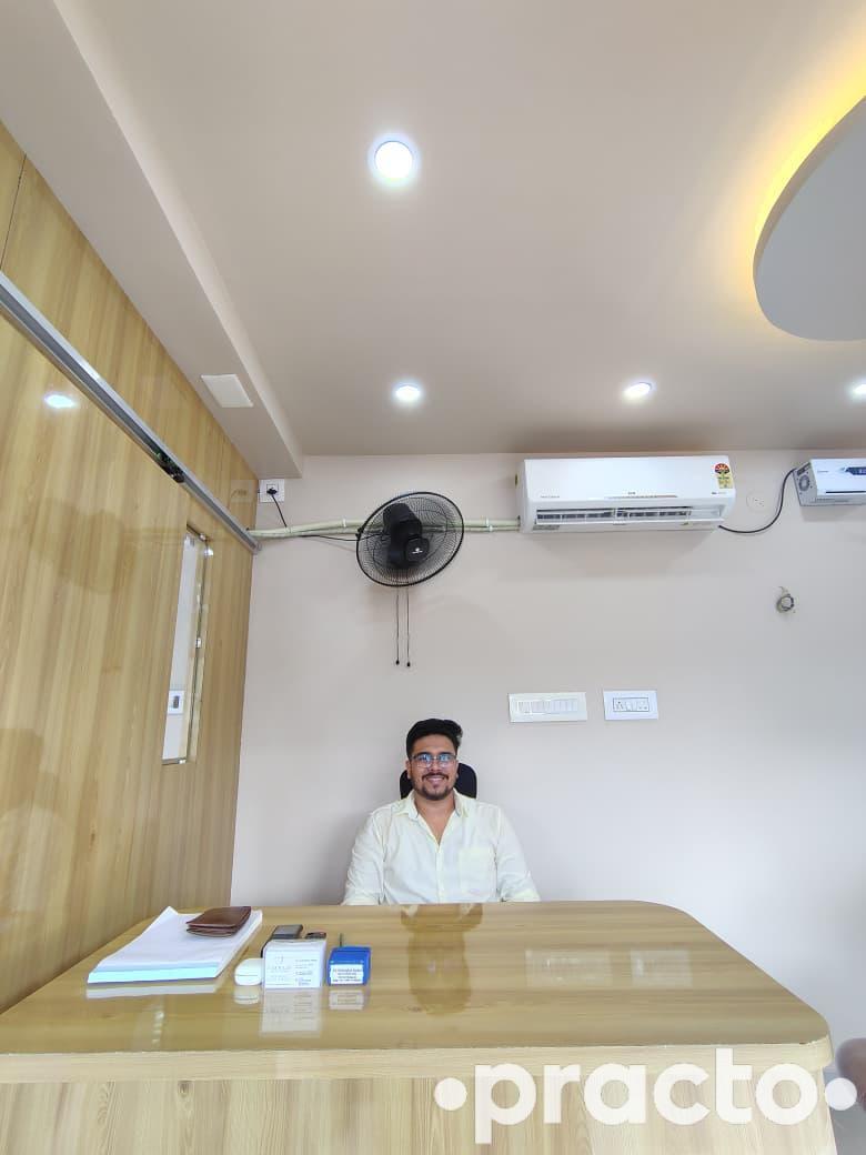 Dr. Debarghya Sarkar null in Kolkata