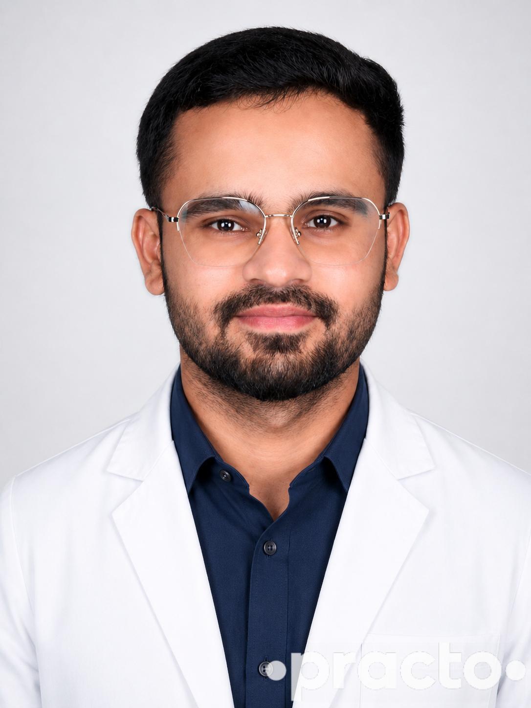 Dr. Manoj Raju Thadani Ayurveda in Thane