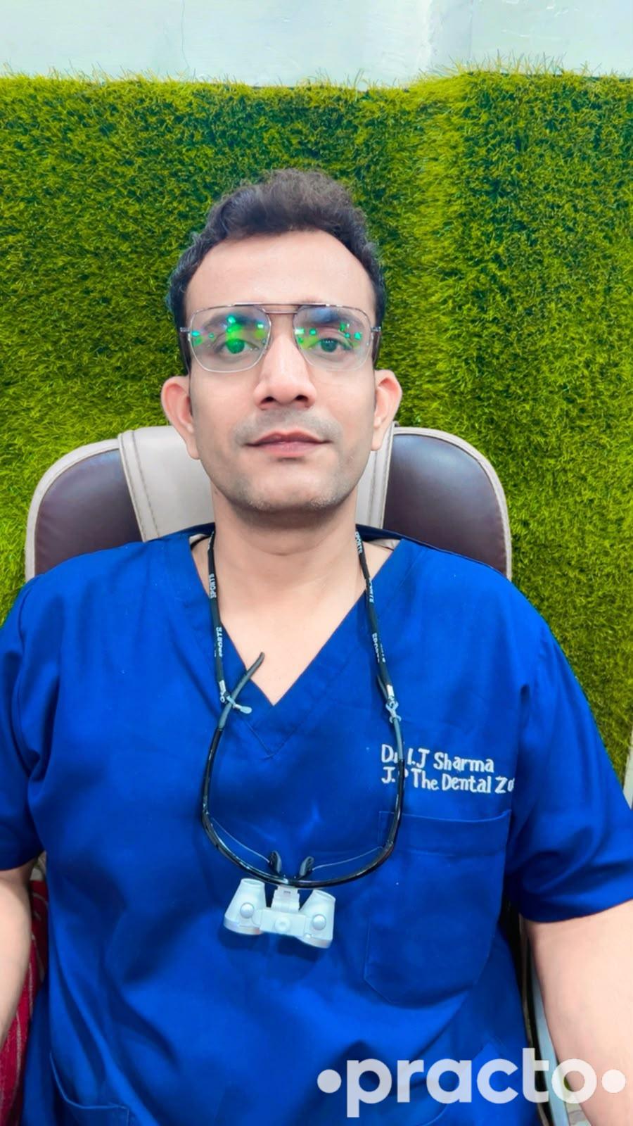 Dr. Indrajeet Sharma null in Agra