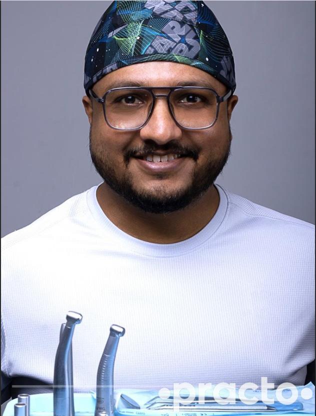 Dr. Anshul Gupta Implantologist in Mumbai